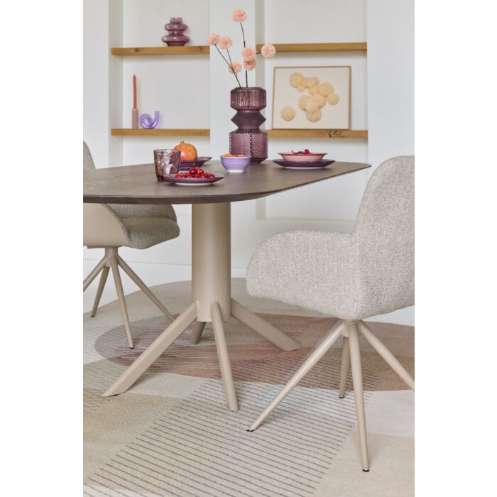 Eettafel Maro