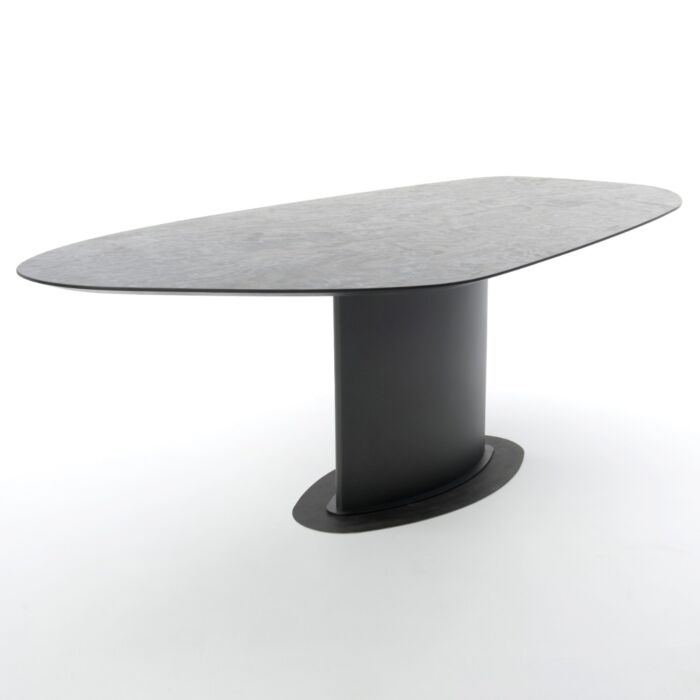 Bert Plantagie Eettafel Roman Steen