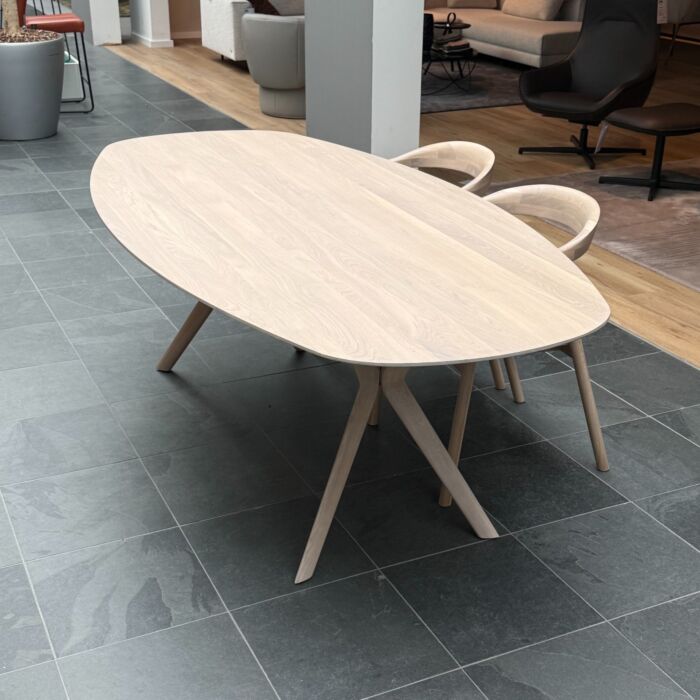 Eettafel Eclipse