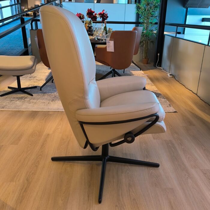 Stressless Relaxfauteuil Rome M inclusief Hocker leder